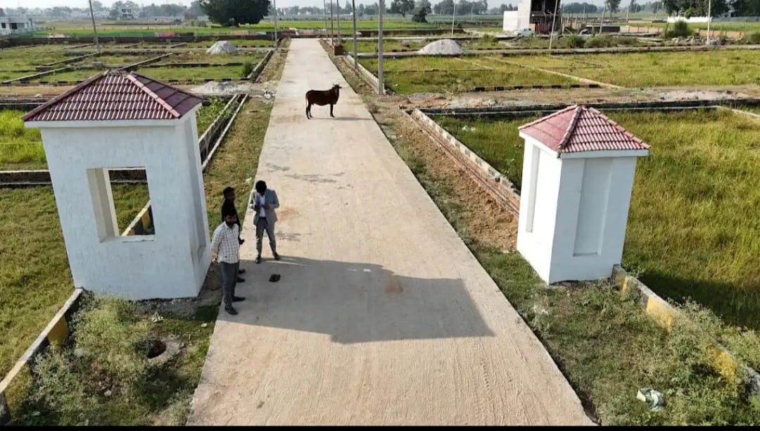 Plot For Sale in Shiv Propertys 