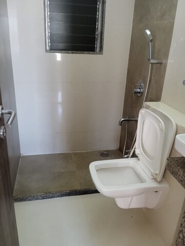 Bathroom in 1 BHK Apartment at Suraj Heights Goregaon, Goregaon East – for Rent