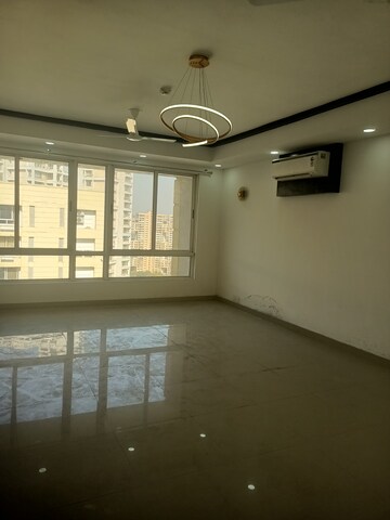 Room in 2 BHK Apartment at Jaypee Kalypso Court, Sector 128 – for Rent