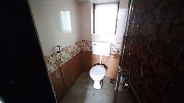 Bathroom in 1 BHK Apartment at Mayuresh CHS Virar East, Virar East – for Rent
