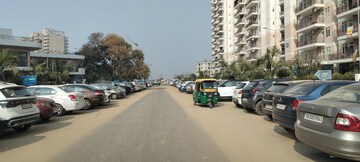 Parking in 2 BHK Apartment at Suncity Avenue 76, Sector 76 – for Sale