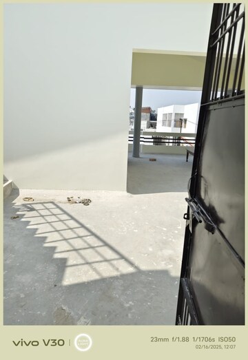 Staircase in 2 BHK Independent House at Gomti Nagar – for Rent