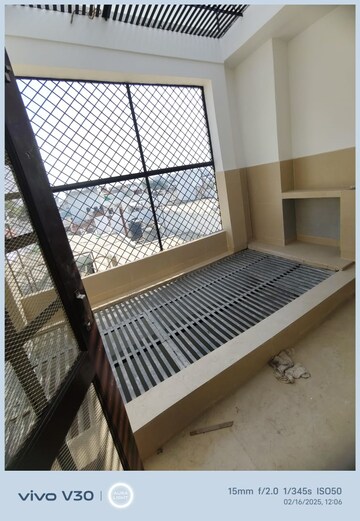 Bedroom in 2 BHK Independent House at Gomti Nagar – for Rent