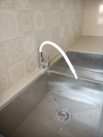 Furnished Amenities in 2 BHK Apartment at Jaypee Greens Kalypso Court, Sector 128 – for Rent
