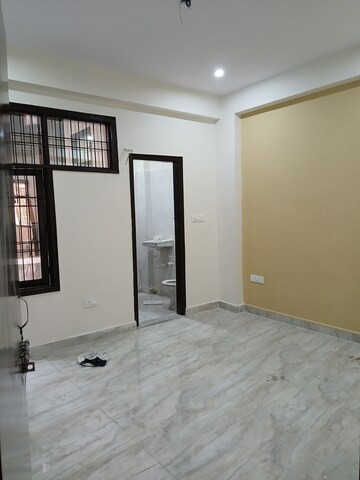 Furnished Amenities in 2 BHK Villa at RWA Apartments Sector 122, Sector 122 – for Rent