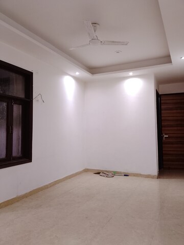 1 BHK Builder Floor For Rent in Saket