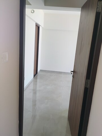 Room in 2 BHK Apartment at Sheth Irene, Malad West – for Rent