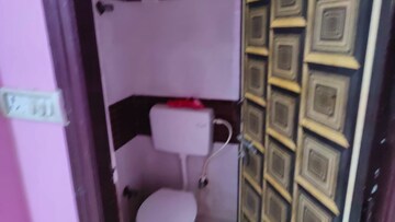 Furnished Amenities in 2.5 BHK Builder Floor at Nawada – for Rent