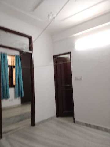 1 BHK Builder Floor For Rent in Saket