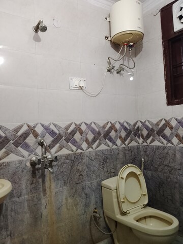 Bathroom in 1 BHK Builder Floor at Saket – for Rent