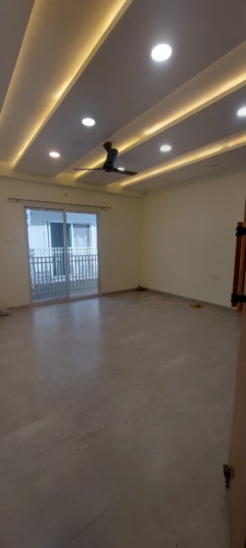 Room in 2 BHK Apartment at Manish Nagar – for Rent