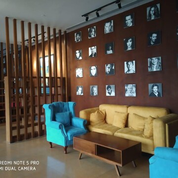 Living Room in 2 BHK Apartment at Kanakia Hollywood, Yari Road – for Rent