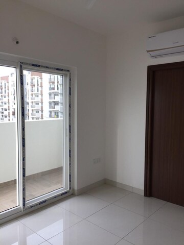 Room in 3 BHK Apartment at Aparna Cyber Life, Nallagandla – for Rent