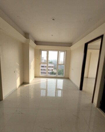 2 BHK Apartment For Rent in Rustomjee Erika, Bandra East