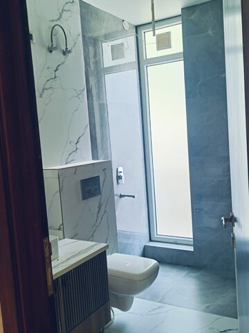 Bathroom in 4 BHK Builder Floor at Ardee City, Sector 52 – for Sale