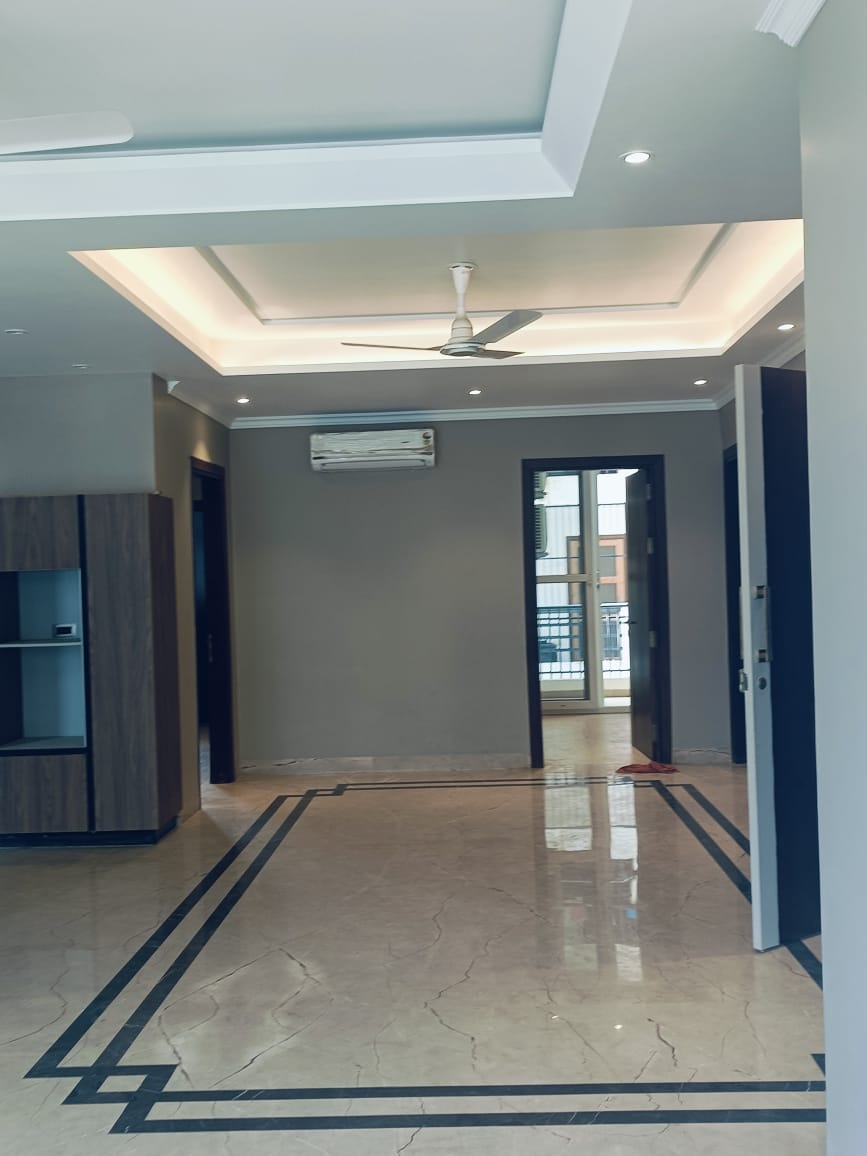 4 BHK + Extra Room Builder Floor For Sale in Ardee City