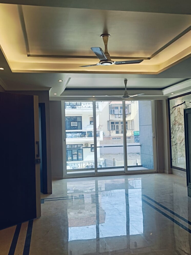 Living Room, ardee-city 4 Bedroom 1800 Sq.Ft. Builder Floor In Sector 52 Gurgaon 8207884