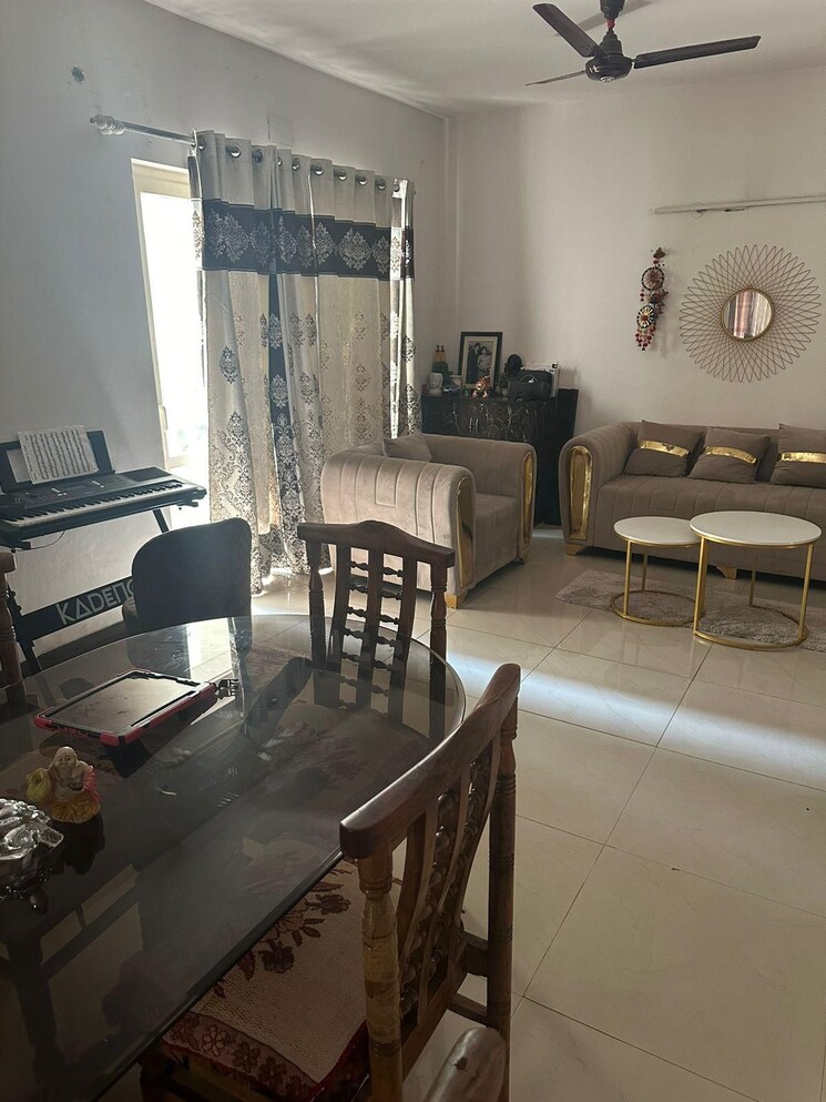 Living Room, bptp-park-grandeura 2 Bedroom 1360 Sq.Ft. Apartment In Sector 82 Faridabad 8207909