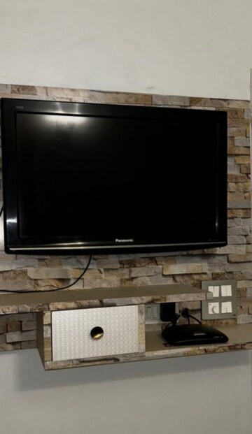 Furnished Amenities in 3 BHK Builder Floor at Dhakoli Village – for Sale