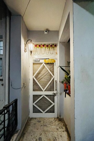  3 BHK Builder Floor at Dhakoli Village – for Sale