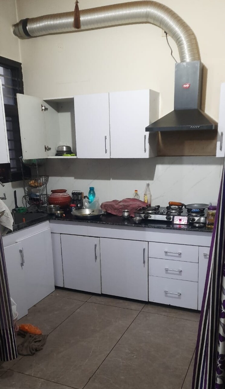 Kitchen, vip road 3 Bedroom 1250 Sq.Ft. Builder Floor In Vip Road Zirakpur 8208015