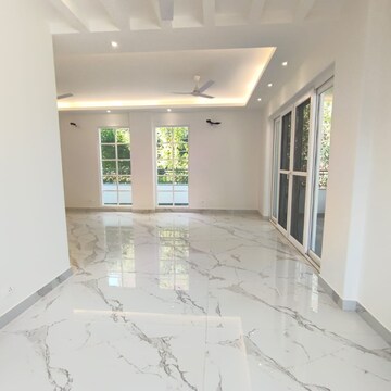 Building Lobby in 4 BHK Builder Floor at Sushant Lok I – for Rent