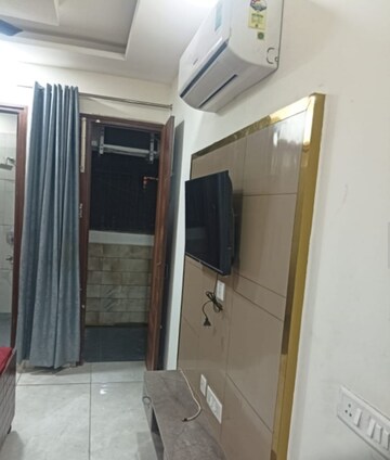 Furnished Amenities in 3 BHK Builder Floor at Dhakoli Village – for Sale