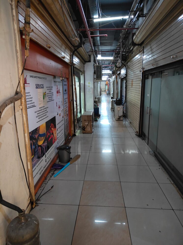 undefined, haware-fantasia Commercial Office Space 264 Sq.Ft. In Vashi Sector 28 Navi Mumbai 8208101