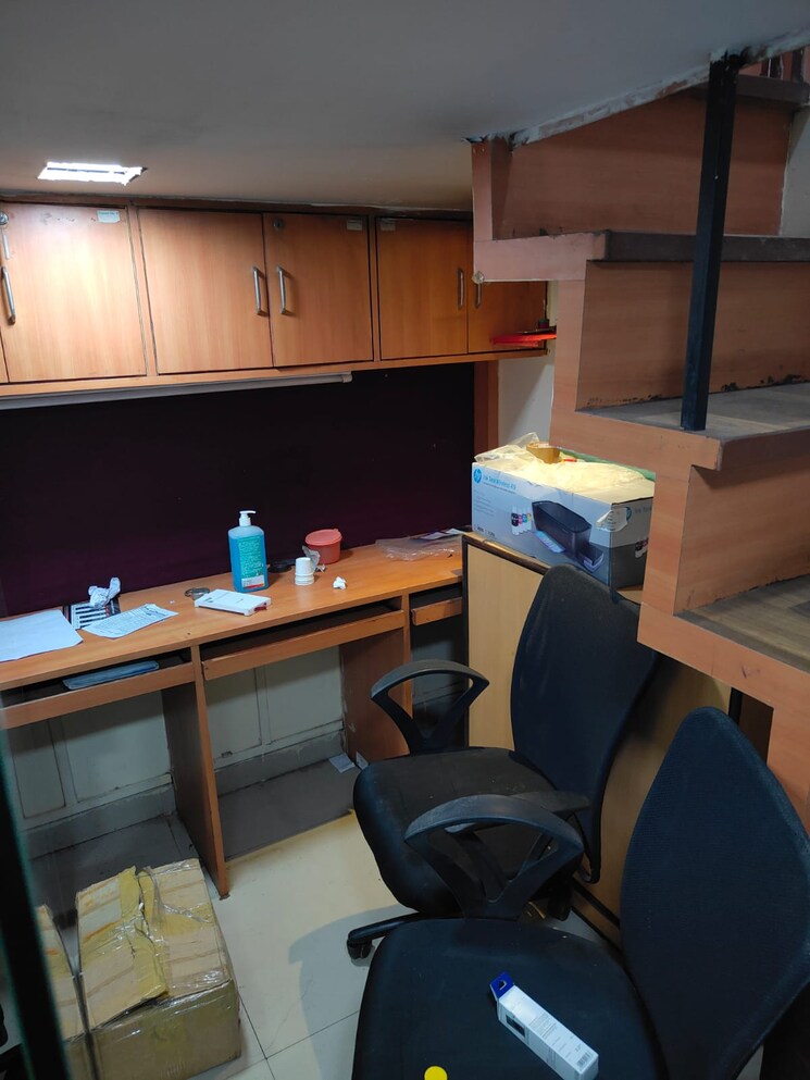 Team Area, haware-fantasia Commercial Office Space 264 Sq.Ft. In Vashi Sector 28 Navi Mumbai 8208101