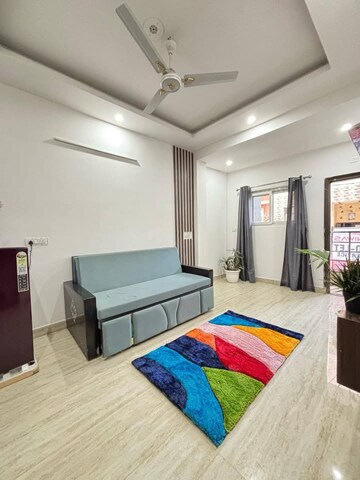 Bedroom in 1 BHK Builder Floor at Sector 43 – for Rent