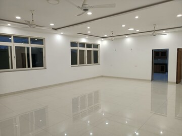 Master Bedroom in 5 BHK Apartment at Aundh – for Sale