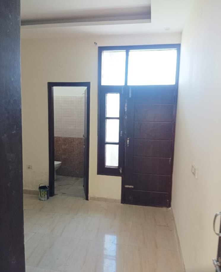 Room, dhakoli village 4 Bedroom 1800 Sq.Ft. Builder Floor In Dhakoli Village Zirakpur 8208150