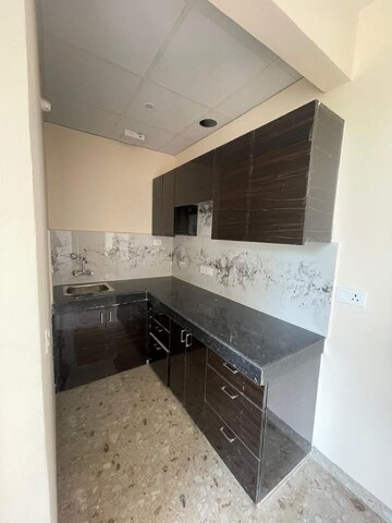 Kitchen in 1 BHK Builder Floor at Sector 43 – for Rent