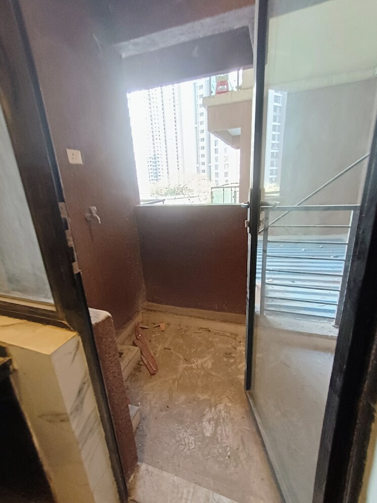 undefined, risland-the-icon 2 Bedroom 671 Sq.Ft. Apartment In Dhokali Thane 8208196