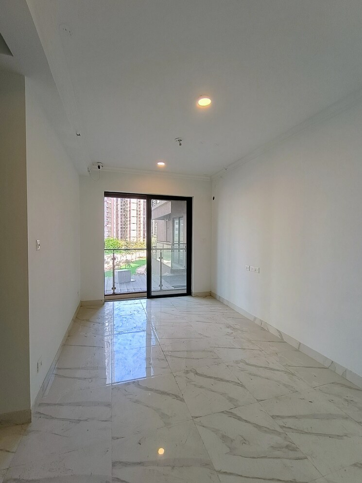 Room, risland-the-icon 2 Bedroom 671 Sq.Ft. Apartment In Dhokali Thane 8208196