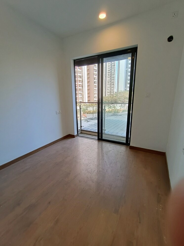 Room, risland-the-icon 2 Bedroom 671 Sq.Ft. Apartment In Dhokali Thane 8208196