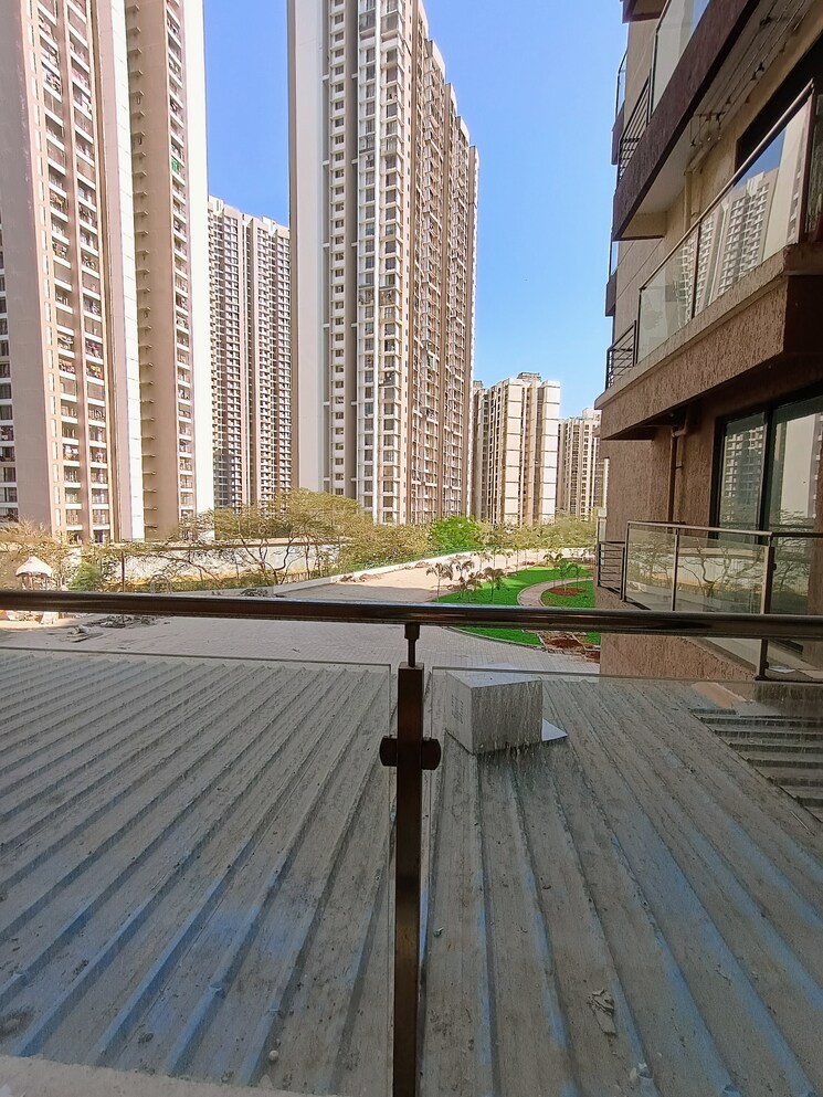 Balcony, risland-the-icon 2 Bedroom 671 Sq.Ft. Apartment In Dhokali Thane 8208196