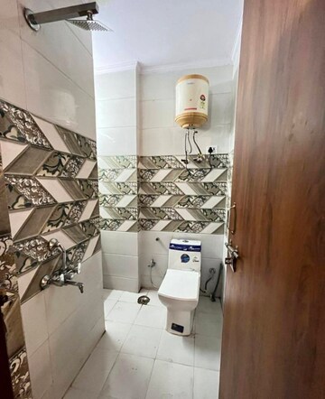 Bathroom in 1 RK Builder Floor at Saket – for Rent
