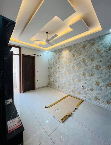 Kitchen in 3 BHK Builder Floor at Sector 19 – for Sale