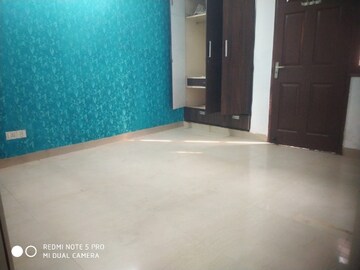 Room in 2.5 BHK Builder Floor at SS The Lilac, Sector 49 – for Sale
