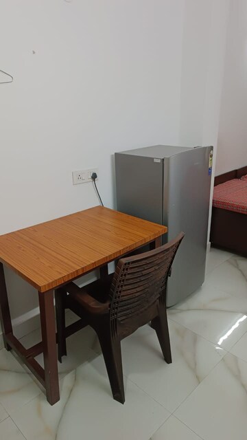Team Area in 1 RK Builder Floor at Sector 43 – for Rent