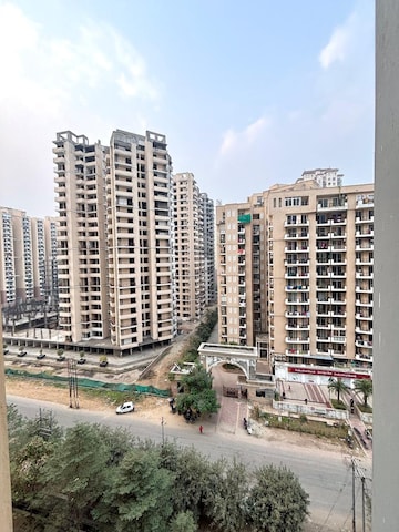 2 BHK Apartment For Rent in Galaxy North Avenue Gaur City 2  Greater Noida  8208283