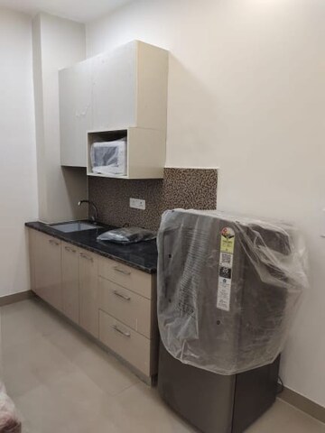 Kitchen in 1 BHK Builder Floor at Sector 43 – for Rent