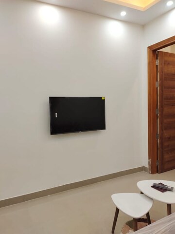 Furnished Amenities in 1 BHK Builder Floor at Sector 43 – for Rent
