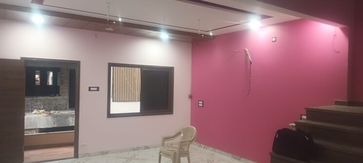 Room, jahangirpura 5 Bedroom 94 Sq.Yd. Villa In Jahangirpura Surat 8208292