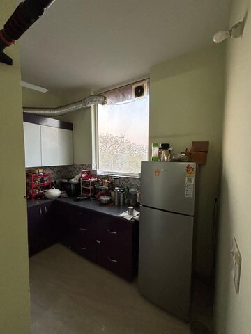 Kitchen in 2 BHK Builder Floor at Sector 43 – for Rent