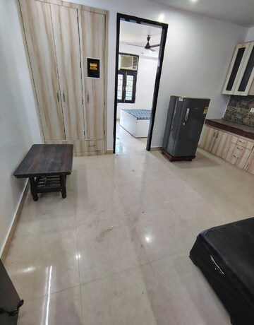 1 BHK Builder Floor For Rent in Saket