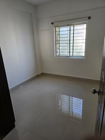 Room in 1 BHK Apartment at Doddanekundi – for Rent