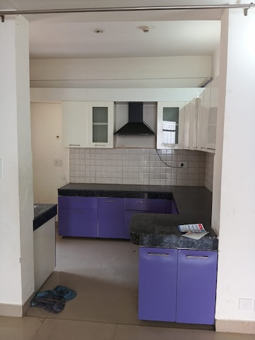Kitchen in 3 BHK Apartment at Gomti Nagar – for Rent