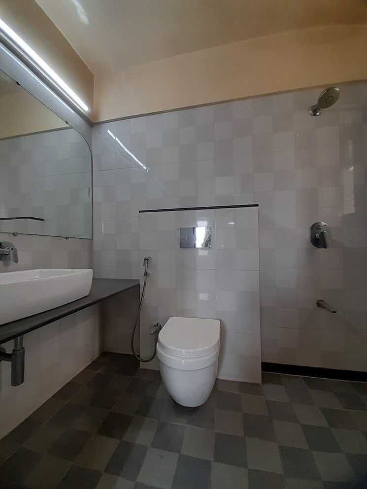 Bathroom, sadashiv peth 2 Bedroom 1150 Sq.Ft. Apartment In Sadashiv Peth Pune 8208415